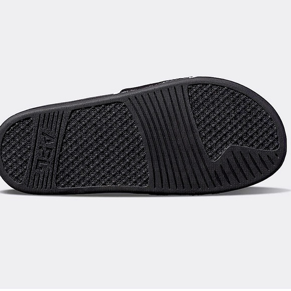 APL Big Logo Techloom Slide Sandles - Picture 10 of 12